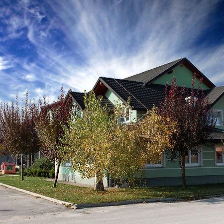 Rooms En Krajcar Cerknica Dış mekan fotoğraf